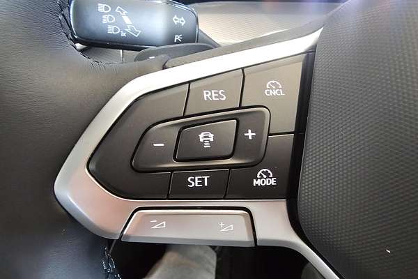 2025 Volkswagen Golf 110TSI Style 8.5