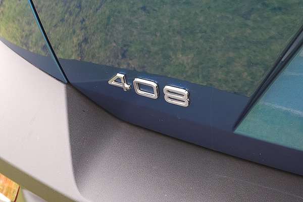 2024 Peugeot 408 GT Plug-In Hybrid P54