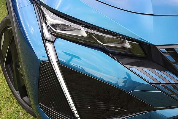2024 Peugeot 408 GT Plug-In Hybrid P54