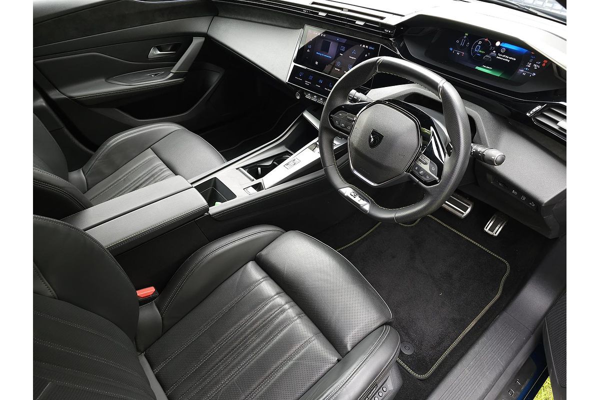2024 Peugeot 408 GT Plug-In Hybrid P54