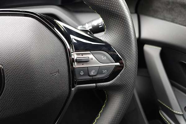 2024 Peugeot 408 GT Plug-In Hybrid P54