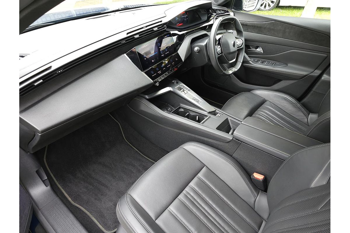 2024 Peugeot 408 GT Plug-In Hybrid P54