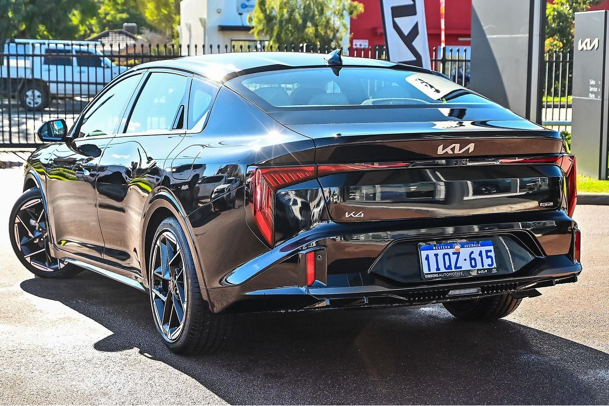 2024 Kia K4 GT-Line CL4m