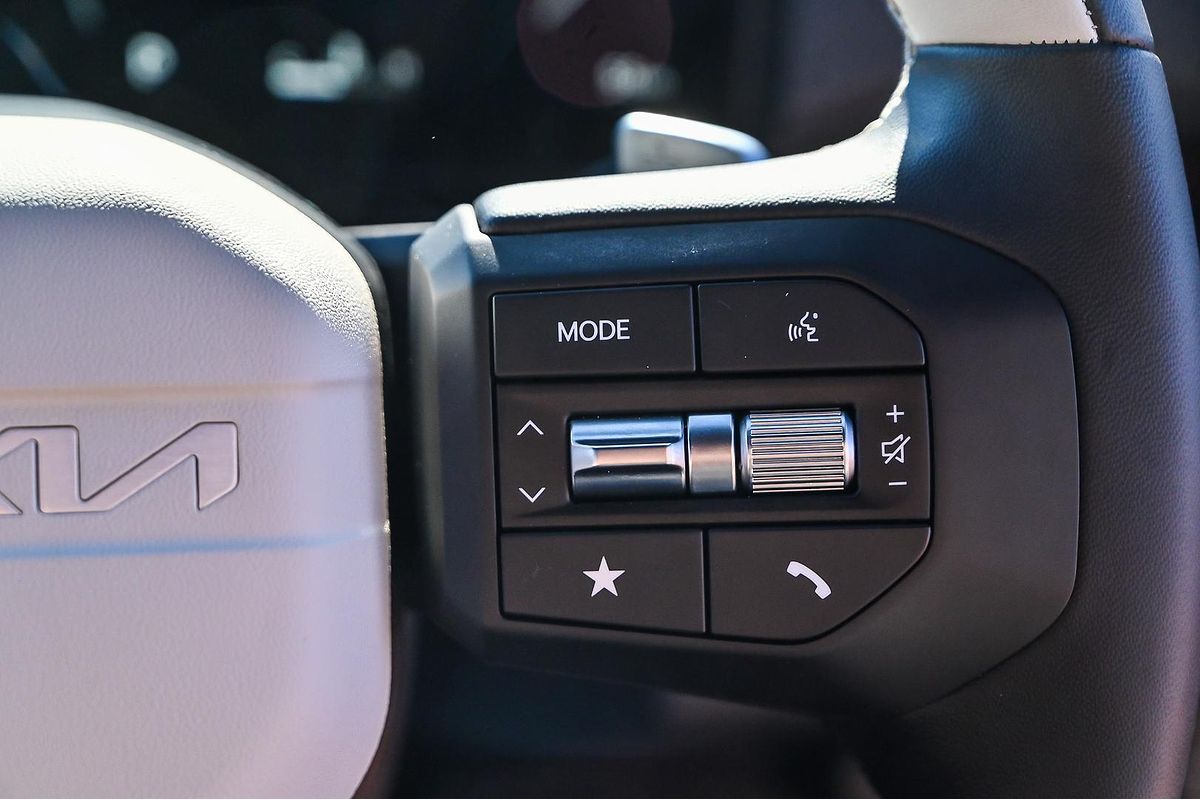 2024 Kia K4 GT-Line CL4m
