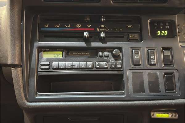 1994 Toyota Hiace Super Custom KZH120