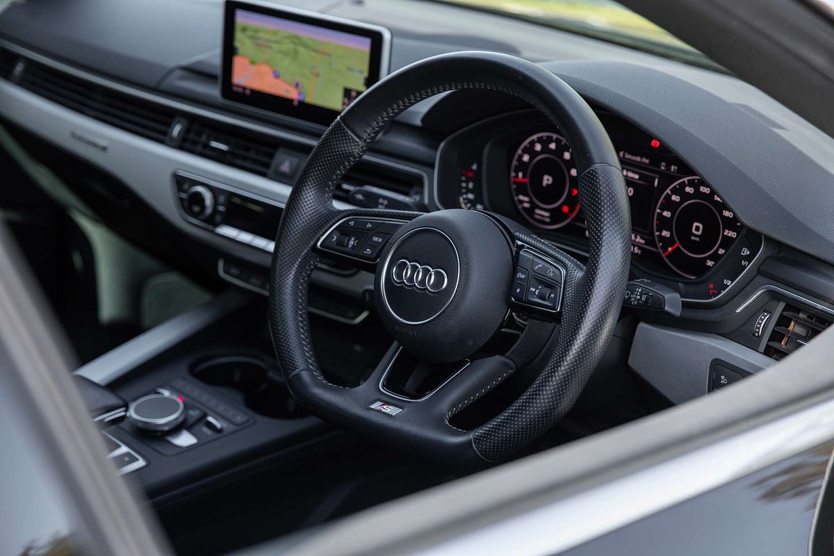 2019 Audi A5 45 TFSI sport F5
