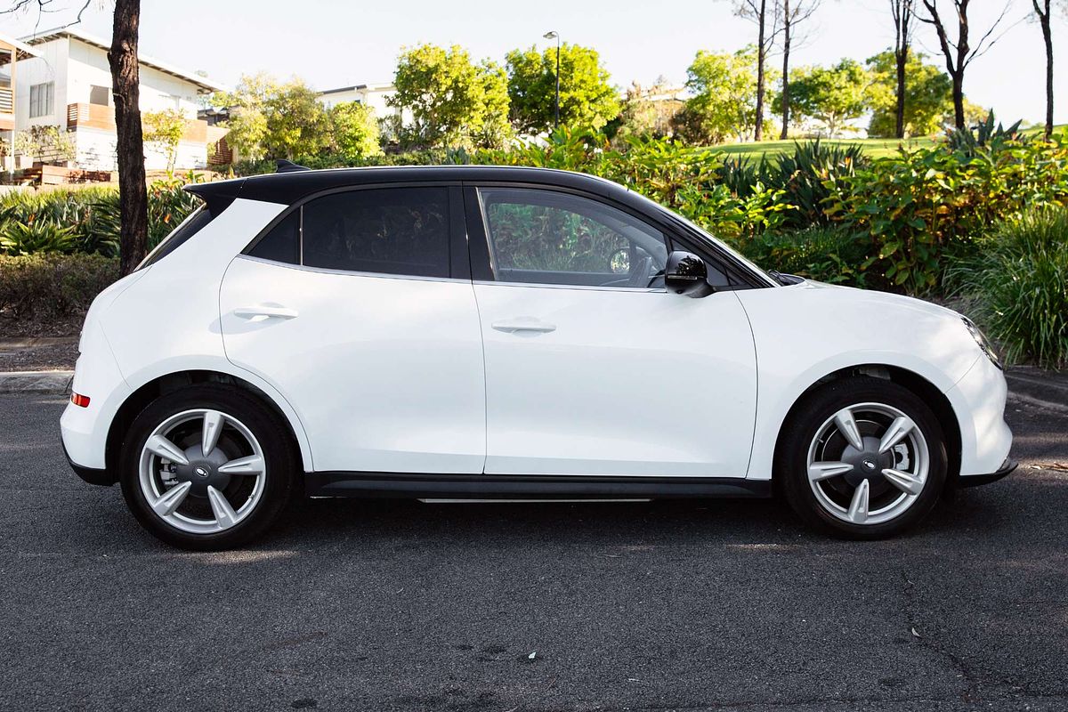 2023 GWM Ora Standard Range ES11