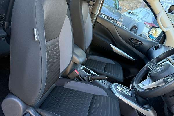 2021 Nissan Navara SL D23 Rear Wheel Drive