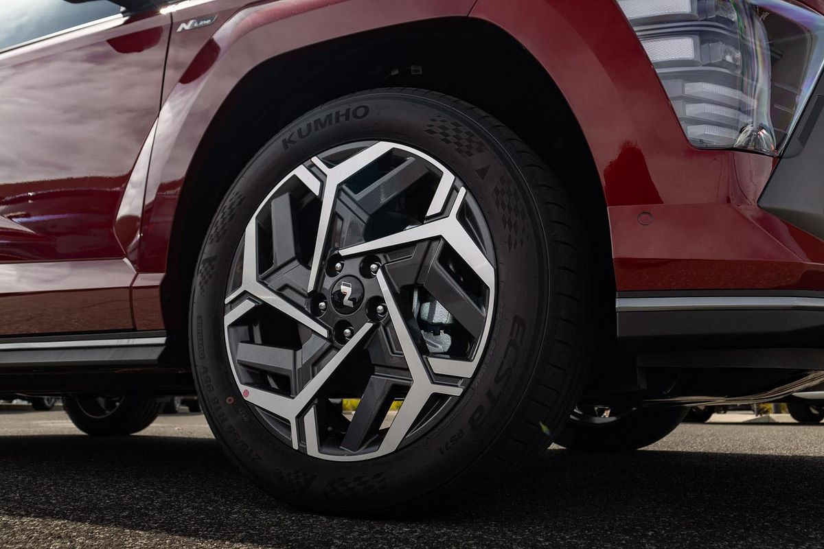 2025 Hyundai Kona Premium N Line SX2.V2