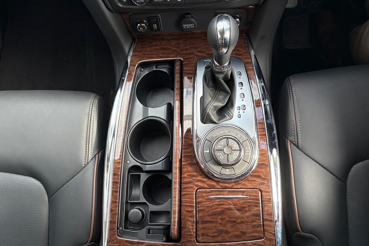 2025 Nissan Patrol Ti-L Y62