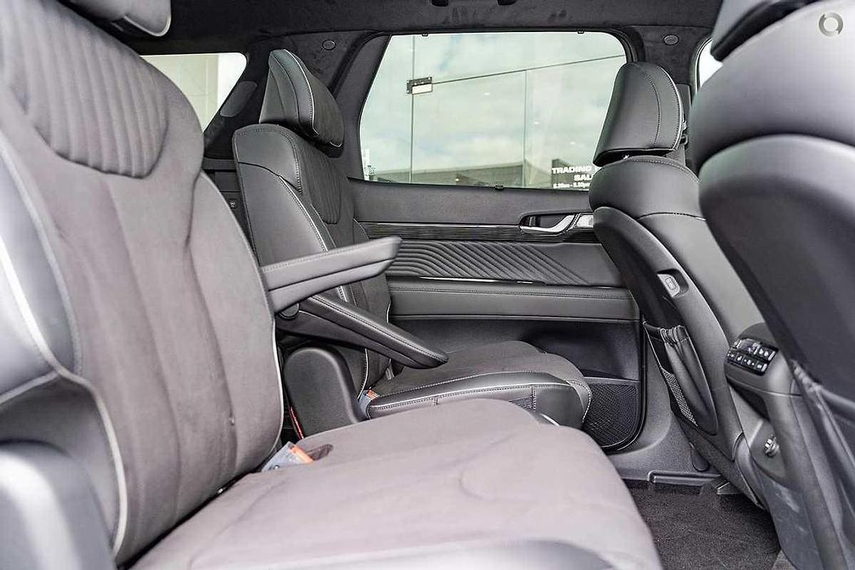 2025 Hyundai Palisade Calligraphy Black Ink LX2.V5