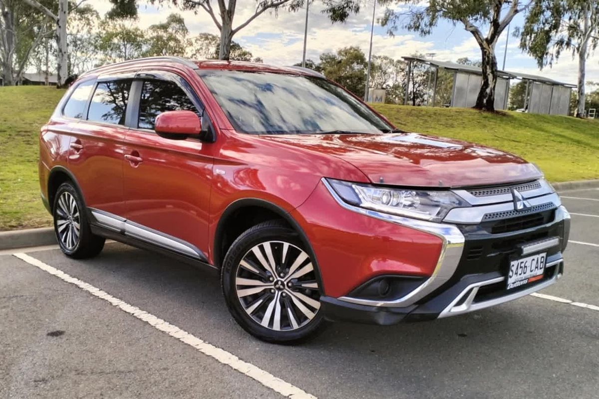 2018 Mitsubishi Outlander ES ZL