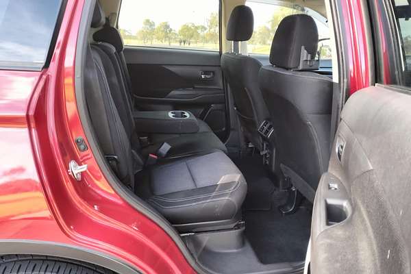 2018 Mitsubishi Outlander ES ZL