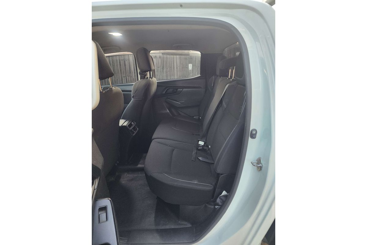 2020 Isuzu D-MAX SX  4X4