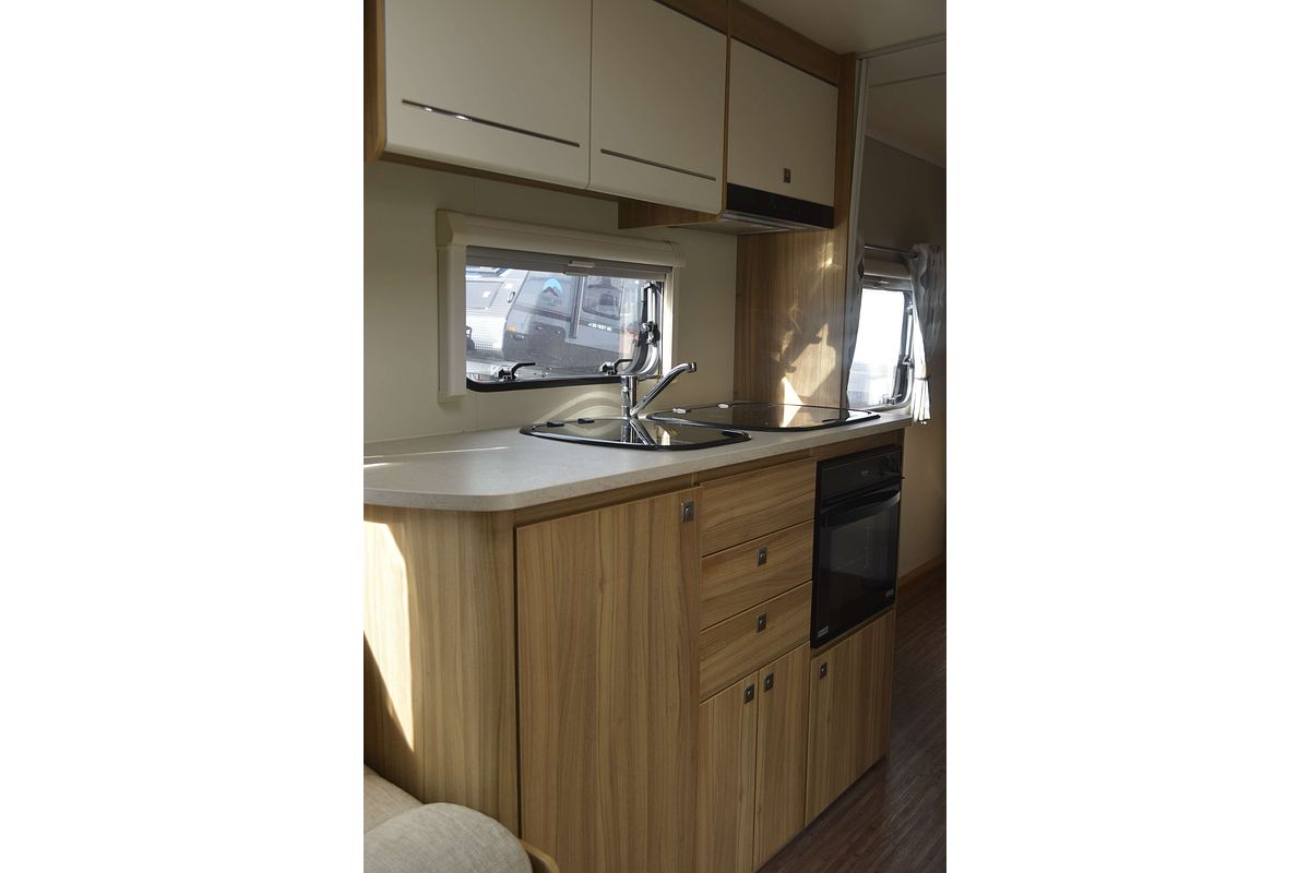 2015 Elddis Xplore 554