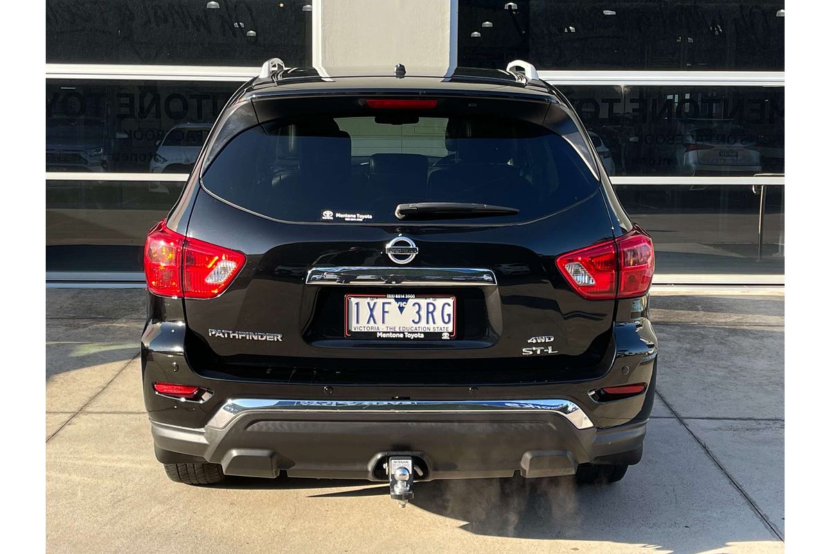 2018 Nissan Pathfinder ST-L R52 Series II