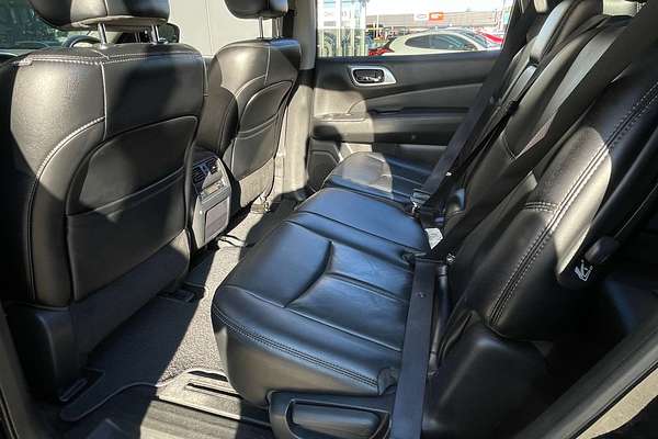 2018 Nissan Pathfinder ST-L R52 Series II