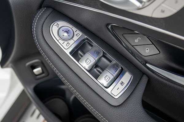 2023 Mercedes-Benz GLC-Class GLC300 C253