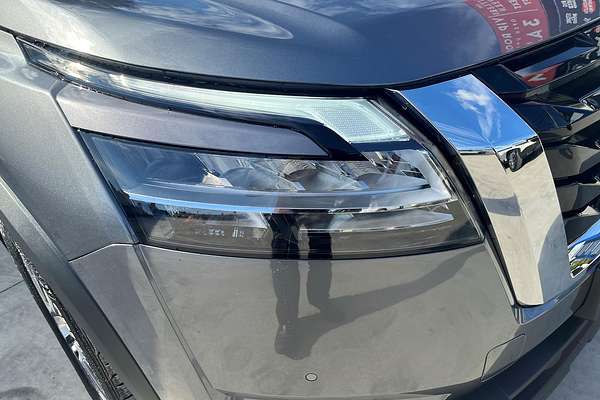 2024 Nissan Pathfinder Ti R53