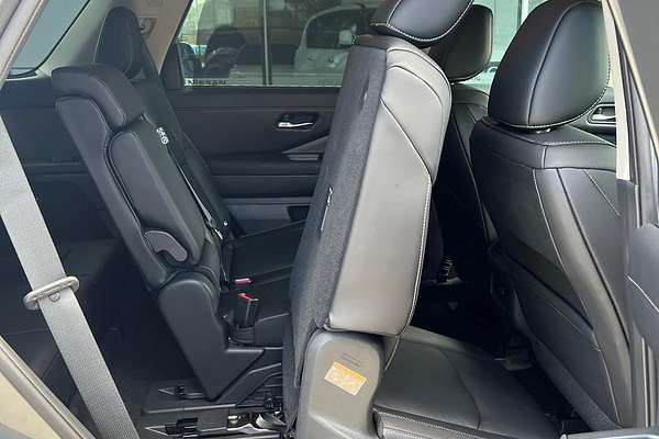 2024 Nissan Pathfinder Ti R53