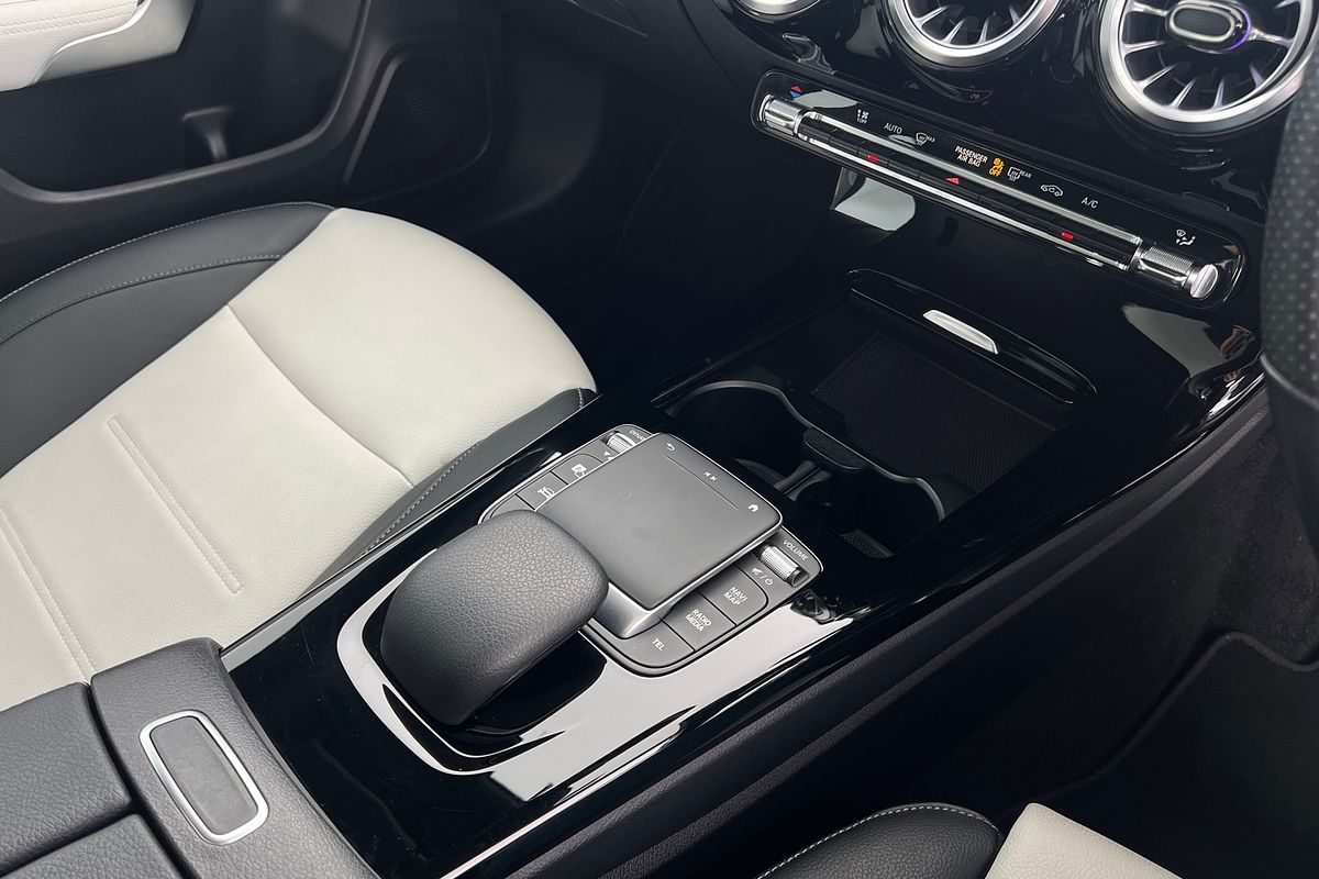 2022 Mercedes-Benz CLA-Class CLA200 C118