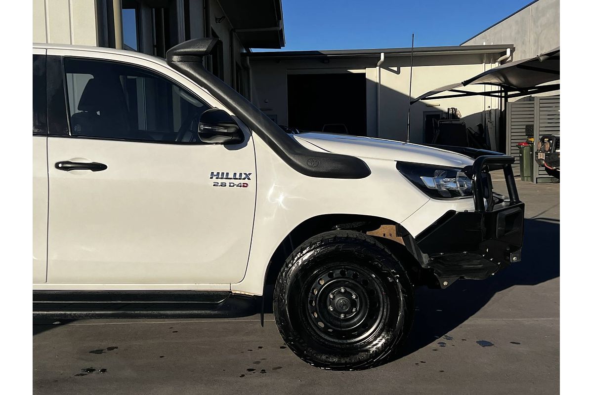 2021 Toyota Hilux SR GUN126R