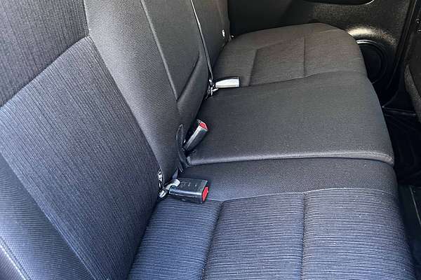 2021 Toyota Hilux SR GUN126R