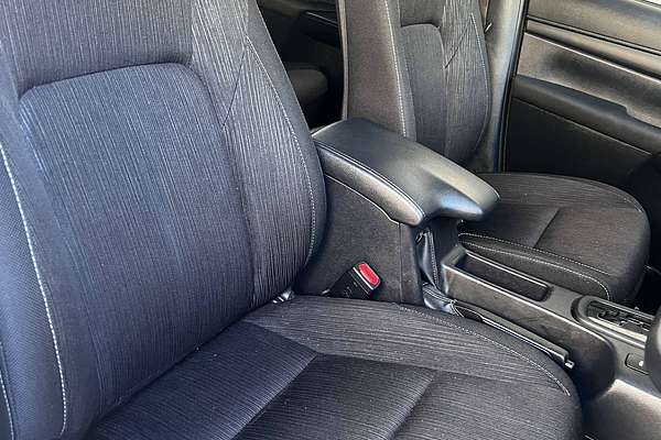2021 Toyota Hilux SR GUN126R