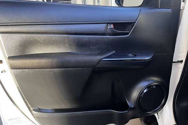 2021 Toyota Hilux SR GUN126R