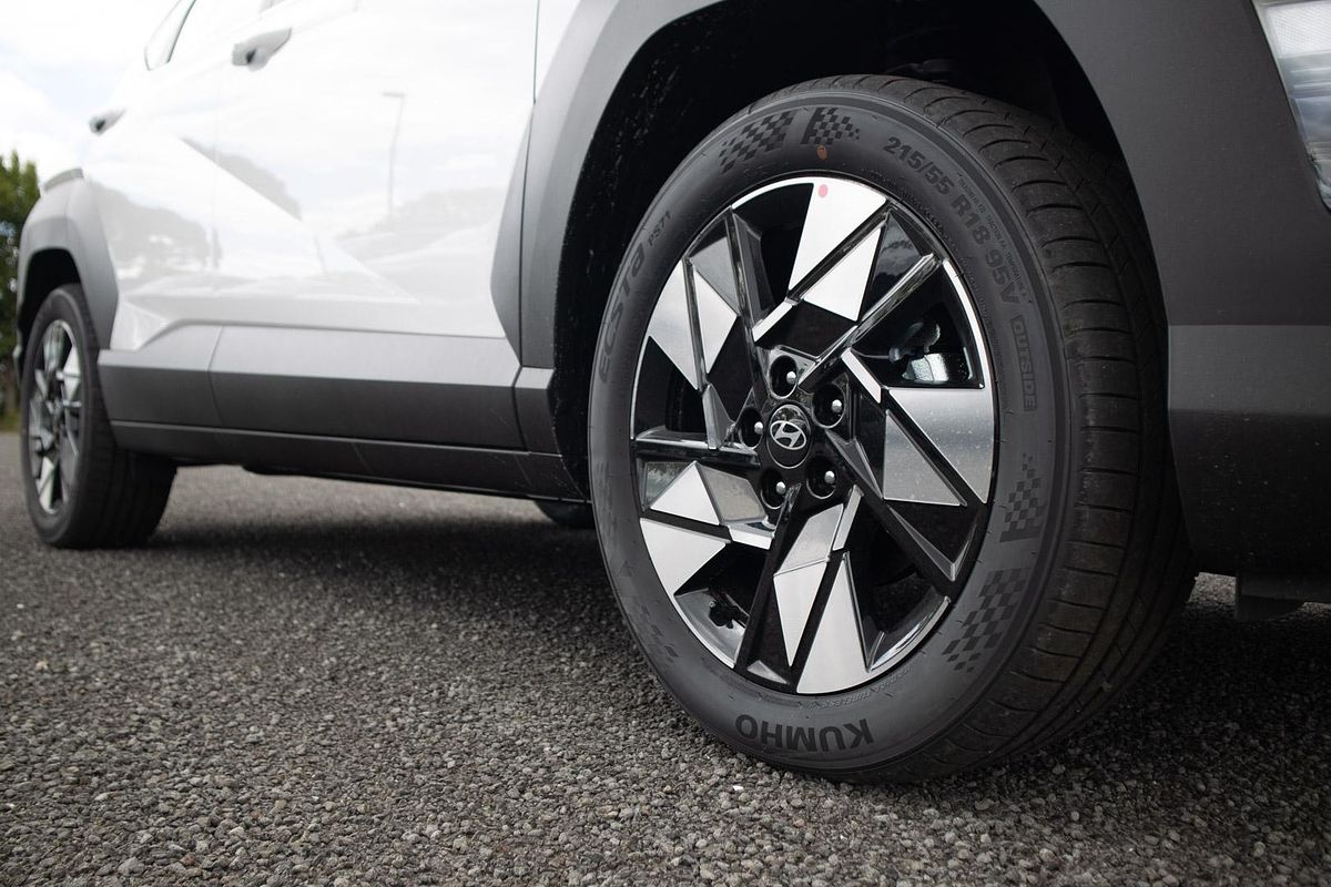 2025 Hyundai Kona Hybrid SX2.V2