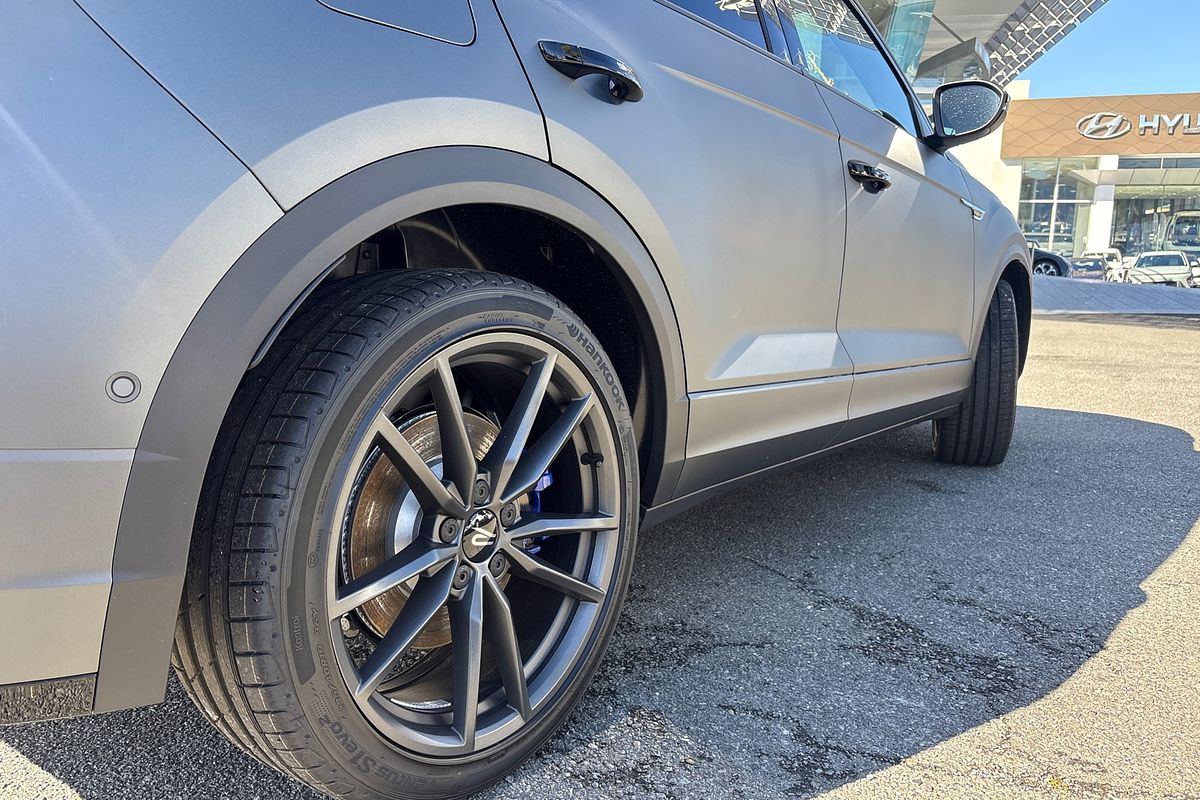 2025 Volkswagen T-Roc R Wolfsburg Edition D11