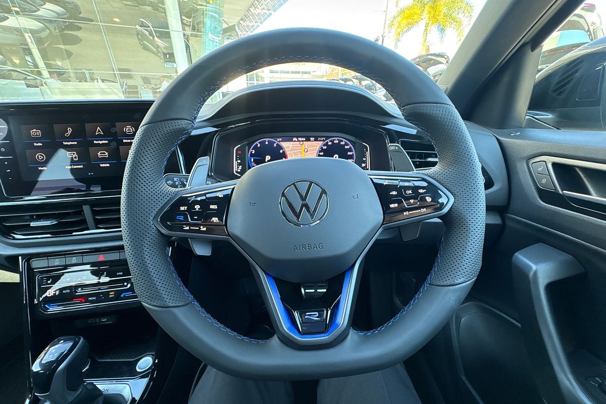 2025 Volkswagen T-Roc R Wolfsburg Edition D11