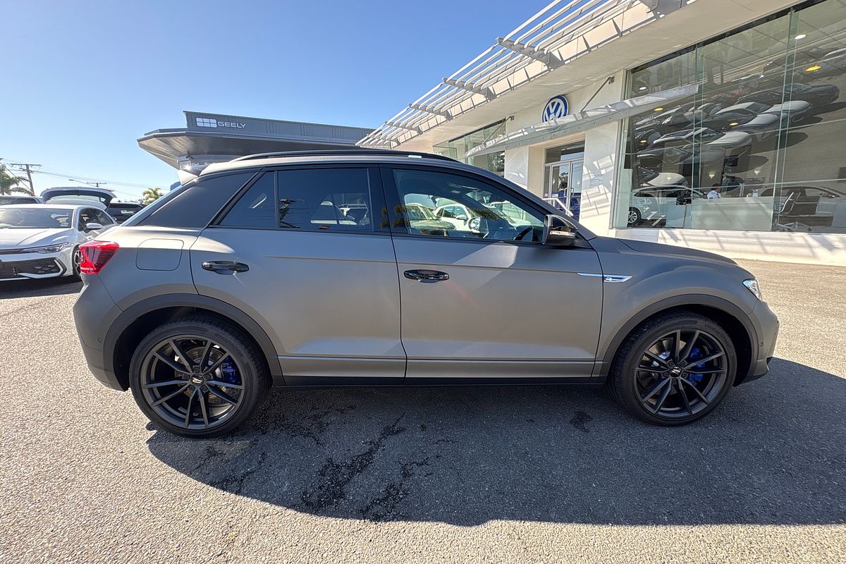 2025 Volkswagen T-Roc R Wolfsburg Edition D11