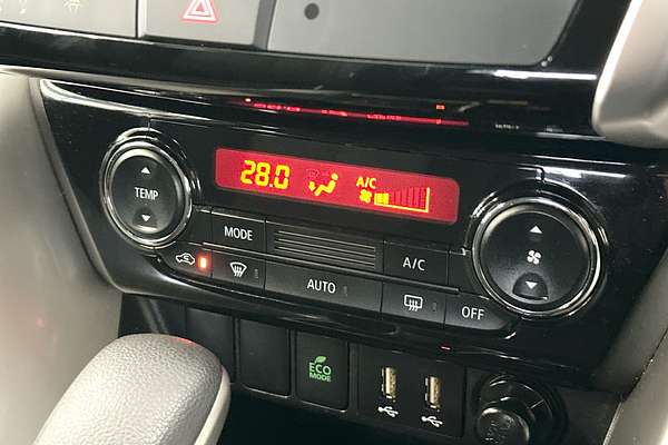 2023 Mitsubishi Eclipse Cross LS YB
