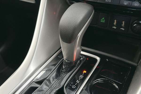 2023 Mitsubishi Eclipse Cross LS YB