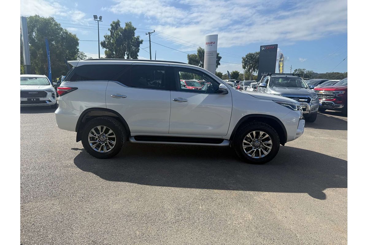 2020 Toyota Fortuner Crusade GUN156R
