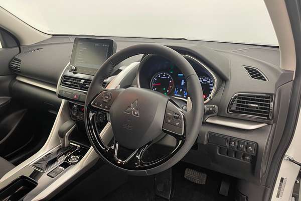 2024 Mitsubishi Eclipse Cross LS YB