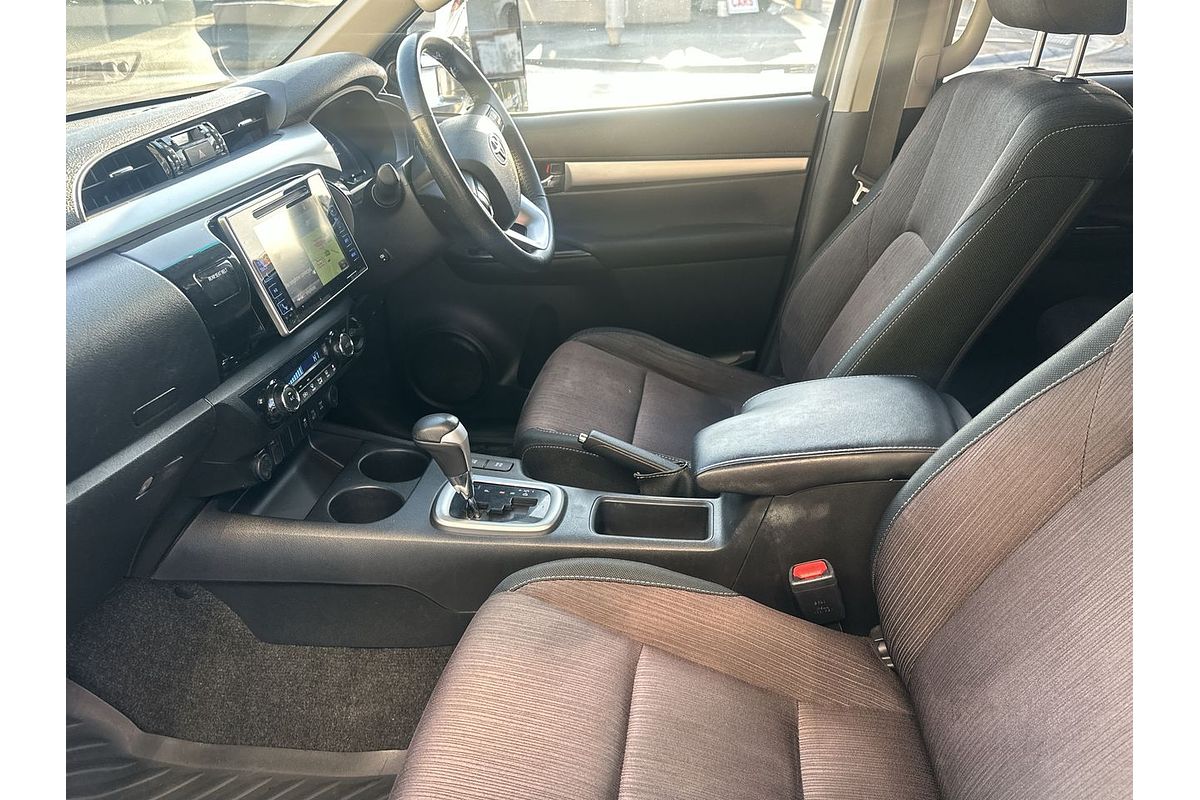 2017 Toyota Hilux SR5 GUN126R 4X4