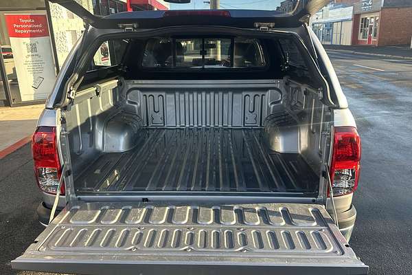2017 Toyota Hilux SR5 GUN126R 4X4