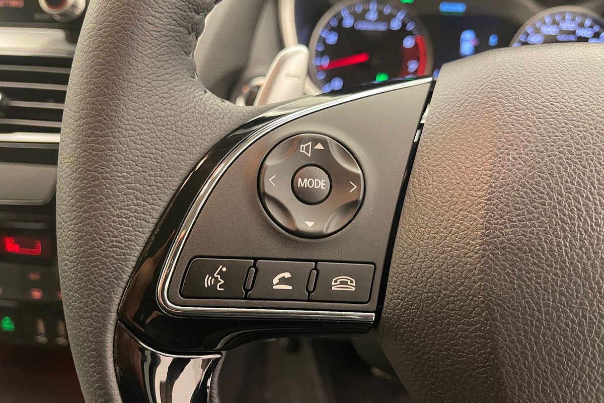 2024 Mitsubishi Eclipse Cross LS YB