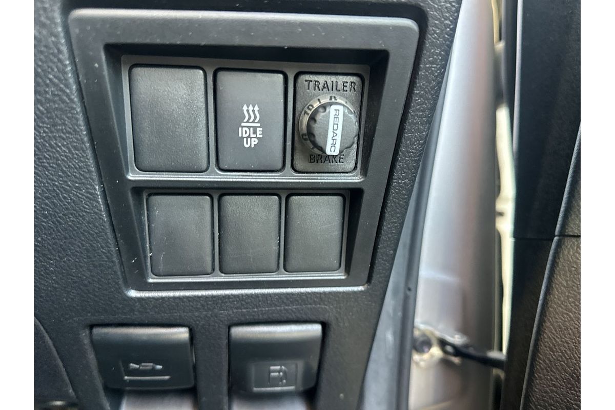 2017 Toyota Hilux SR5 GUN126R 4X4