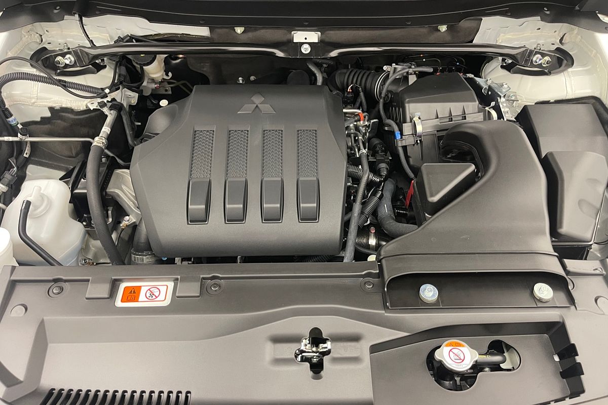 2024 Mitsubishi Eclipse Cross LS YB