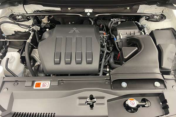 2024 Mitsubishi Eclipse Cross LS YB