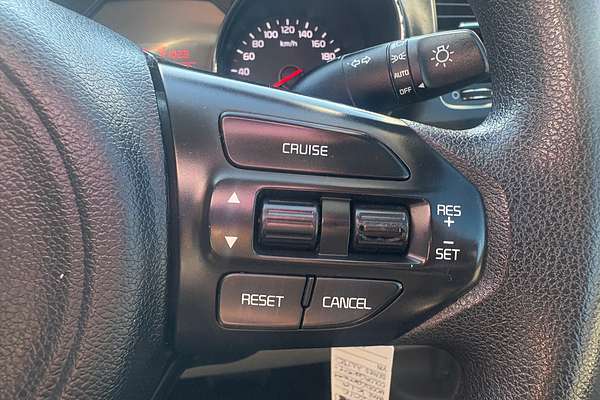 2016 Kia Carnival S YP