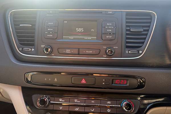 2016 Kia Carnival S YP