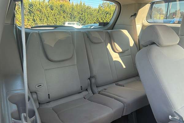 2016 Kia Carnival S YP