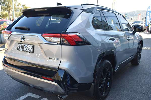 2024 Toyota RAV4 XSE AXAH52R