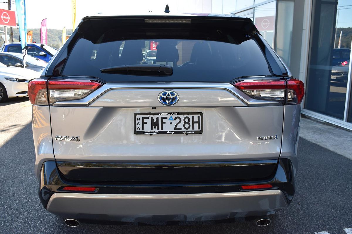 2024 Toyota RAV4 XSE AXAH52R