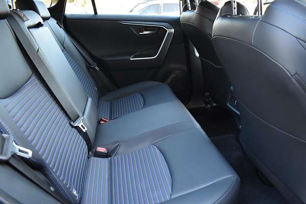 2024 Toyota RAV4 XSE AXAH52R