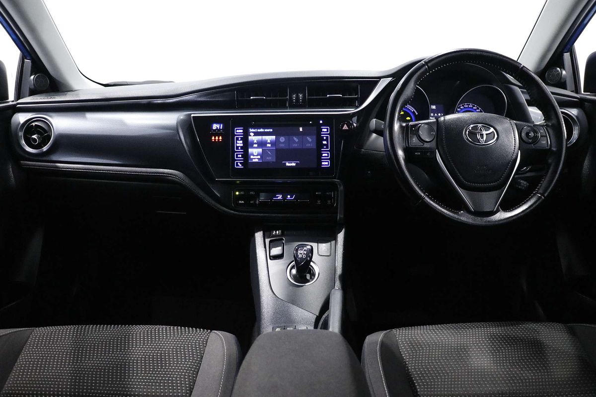 2016 Toyota Corolla Hybrid ZWE186R